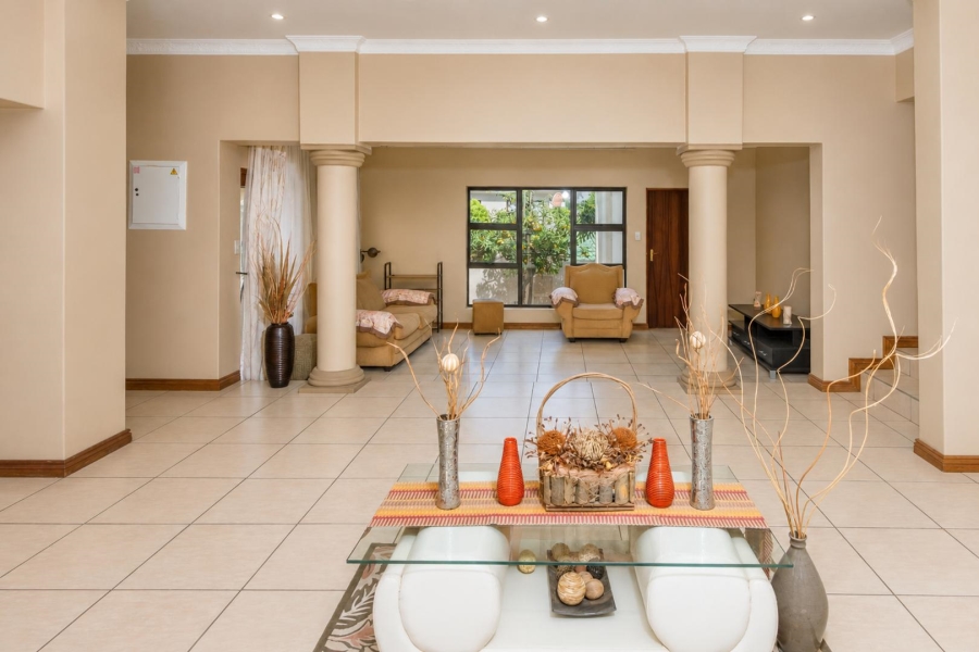 4 Bedroom Property for Sale in Kosmos Ridge North West
